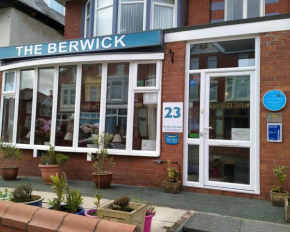 Отель The Berwick - Over 40's Only  Блэкпул